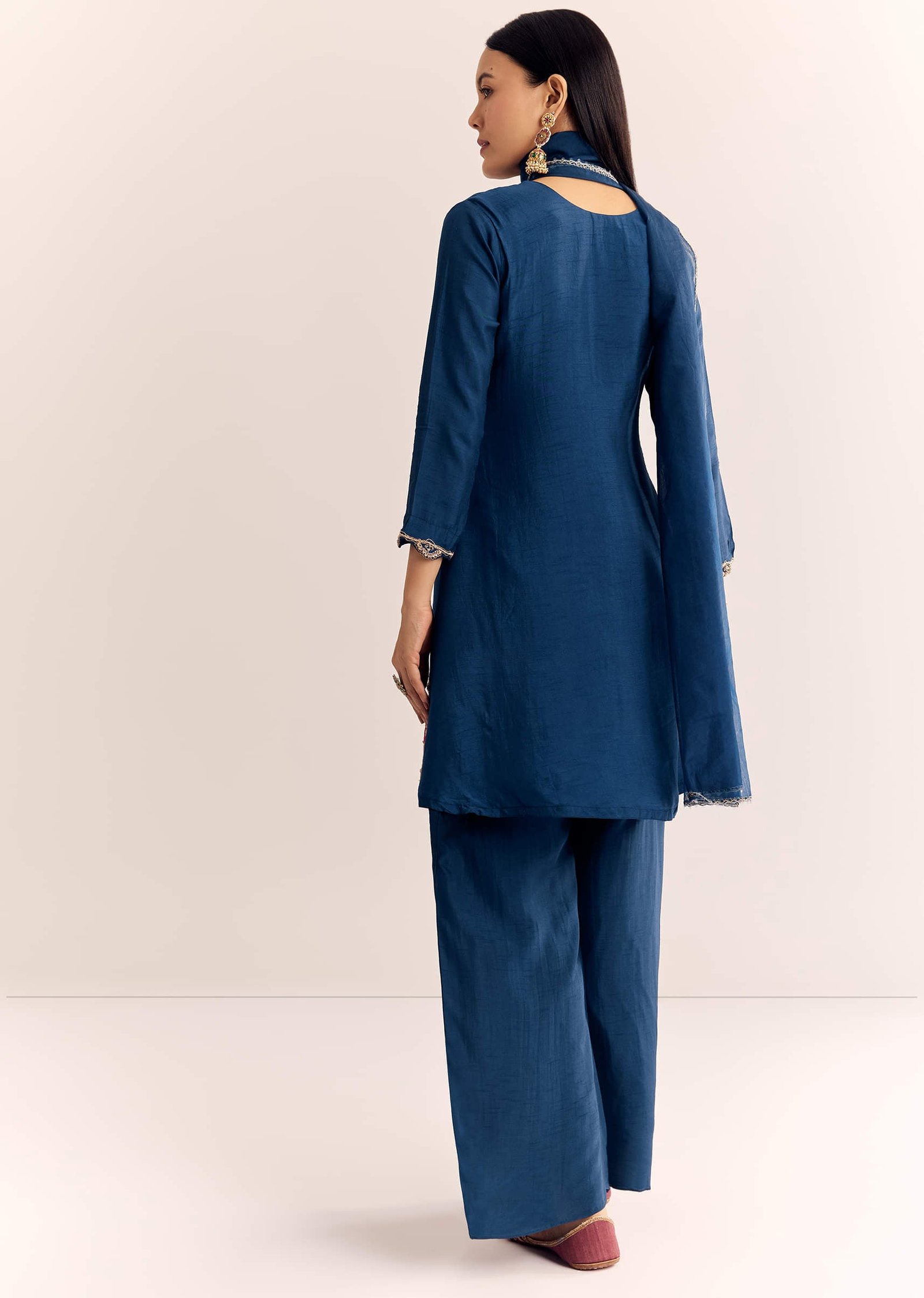 Blue Zardosi Work Dola Silk Kurta Set With Dupatta In Organza - Image 5