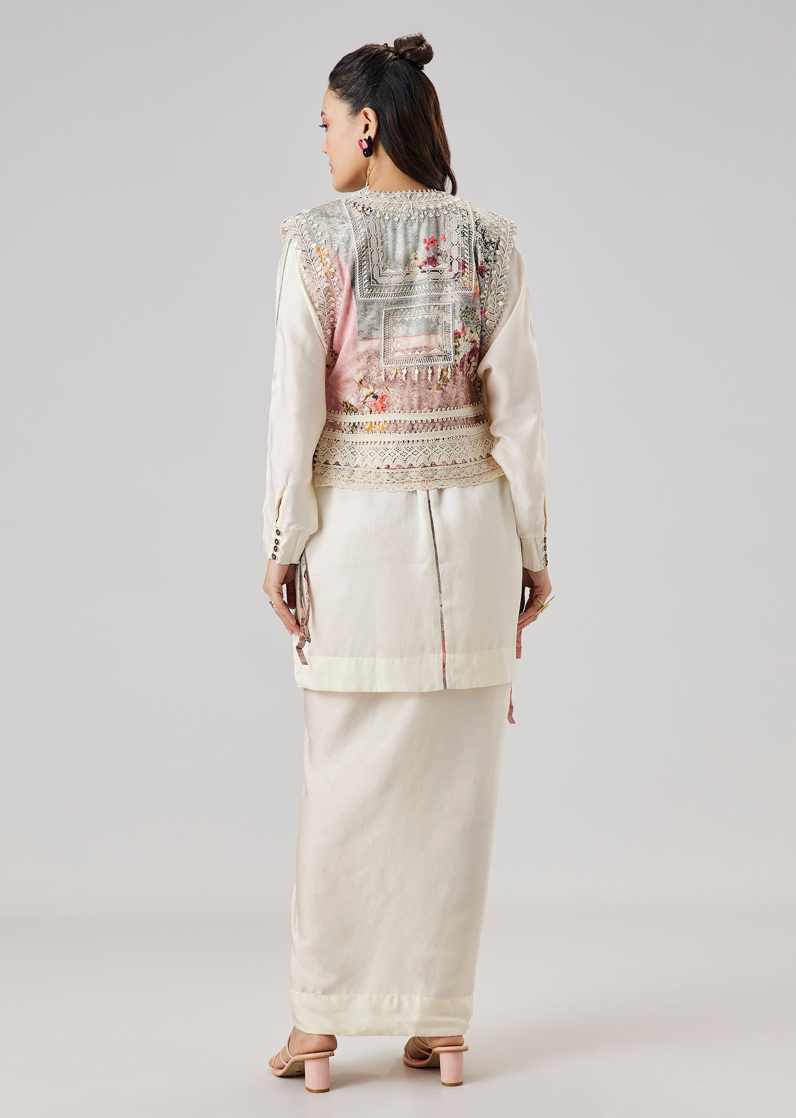 Ivory Floral Printed Jacket And Drape Skirt Set - Image 4