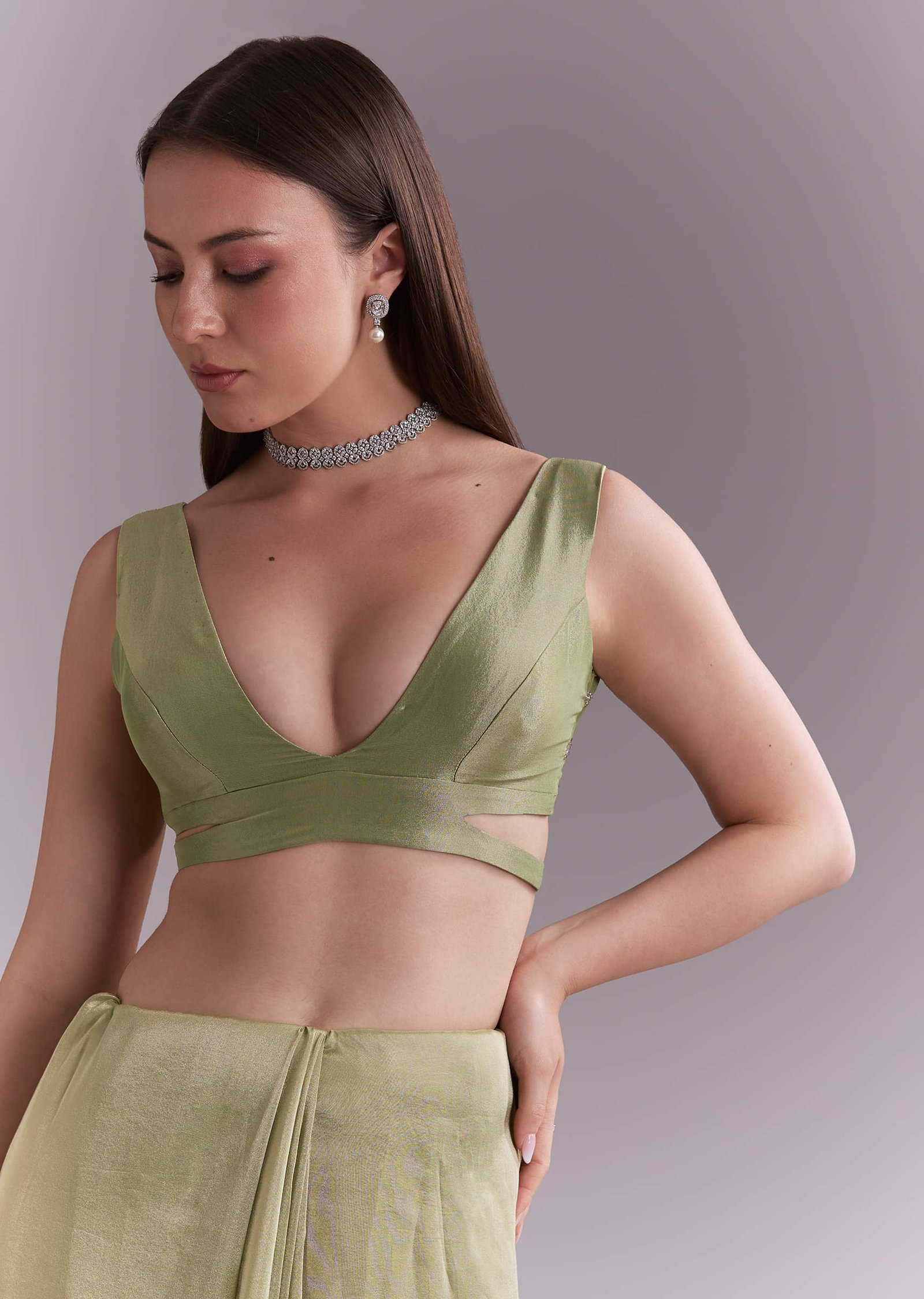 Pista Green Tissue Saree With Heavy Floral Embroidery - Image 7
